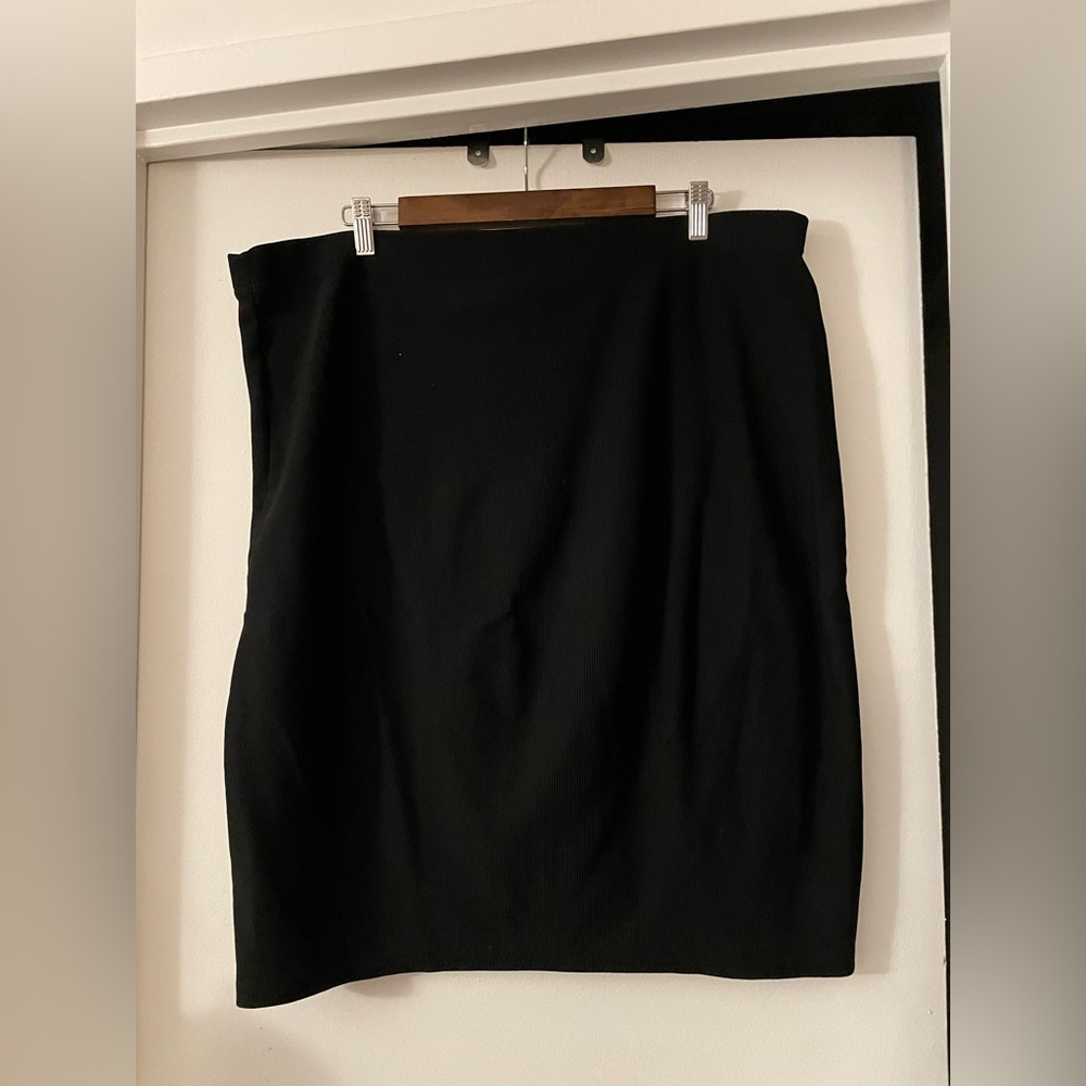 FOREVER 21 PLUS PENCIL SKIRT